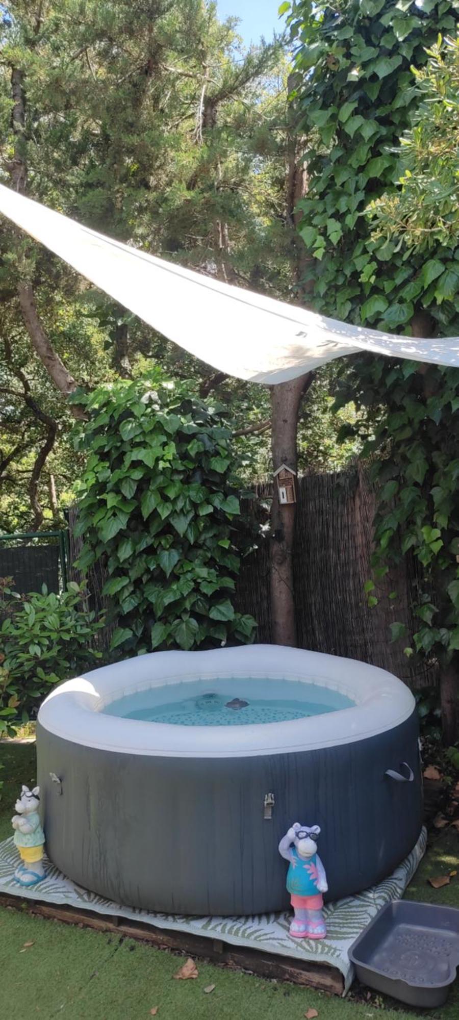 Joli Studio Climatise Avec Jacuzzi Prive Et Entree Independante Fréjus Eksteriør billede